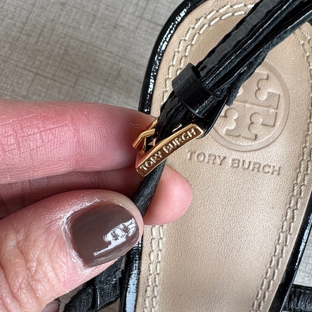 Tory Burch Black Patent Leather T-Strap Sandals with Gold Logo - Picture 6 of 12
